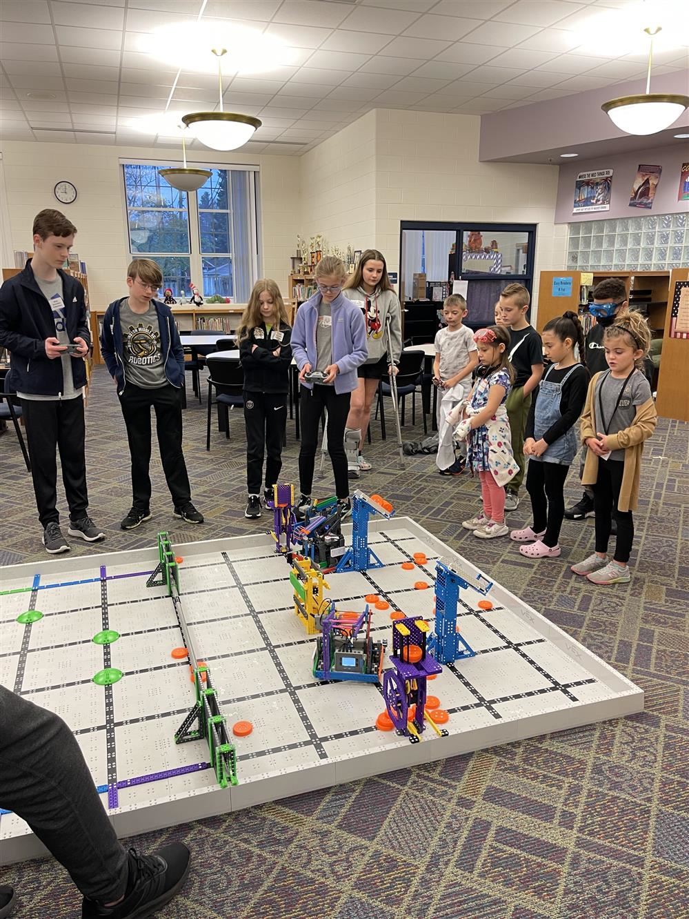  HMS Robotics Team Members Demonstrate their skills for Southside Elementary